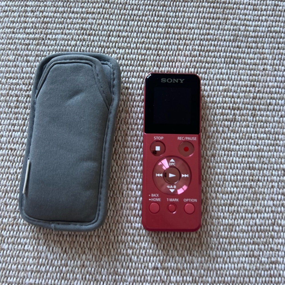Sony Fuschia Pink Digital Voice Recorder ICD-PX Series w Case Vintage Y2K Retro